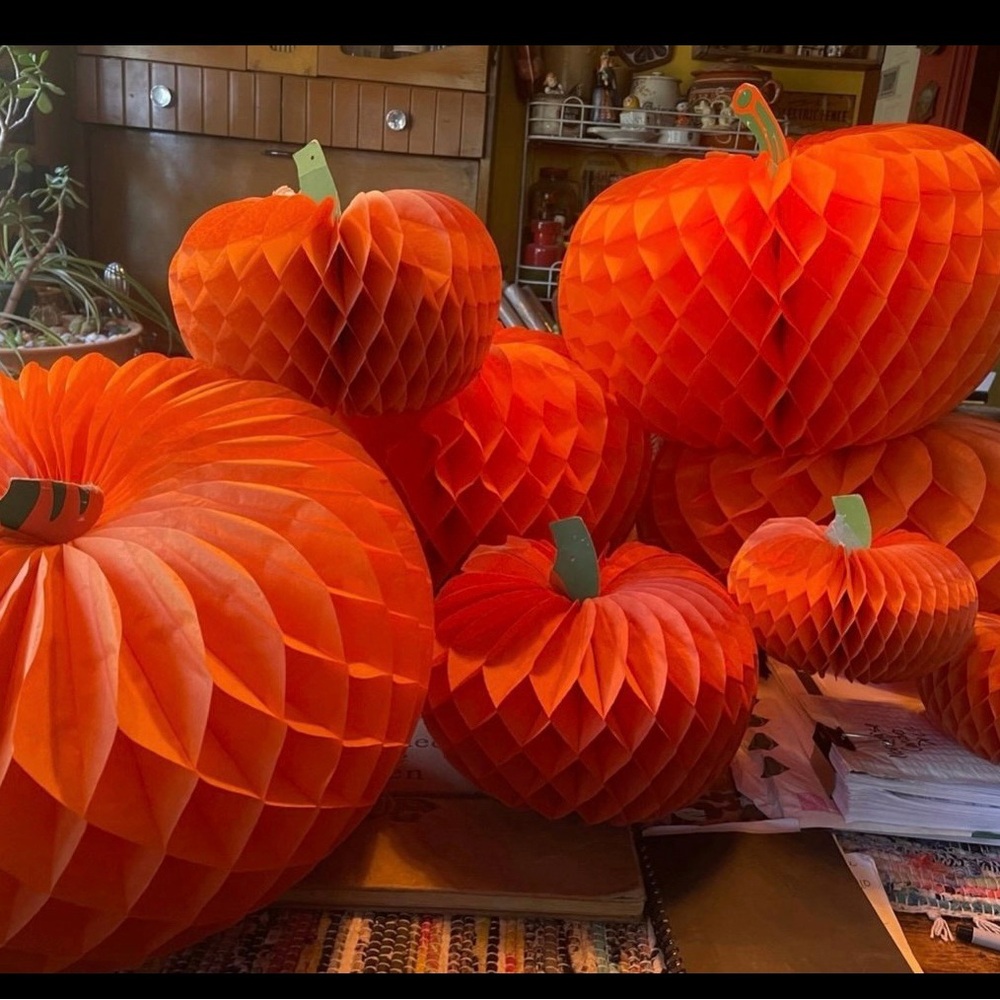 8 Vintage Beistle Pumpkin Honeycomb/2 Eureka die cut-free shipping